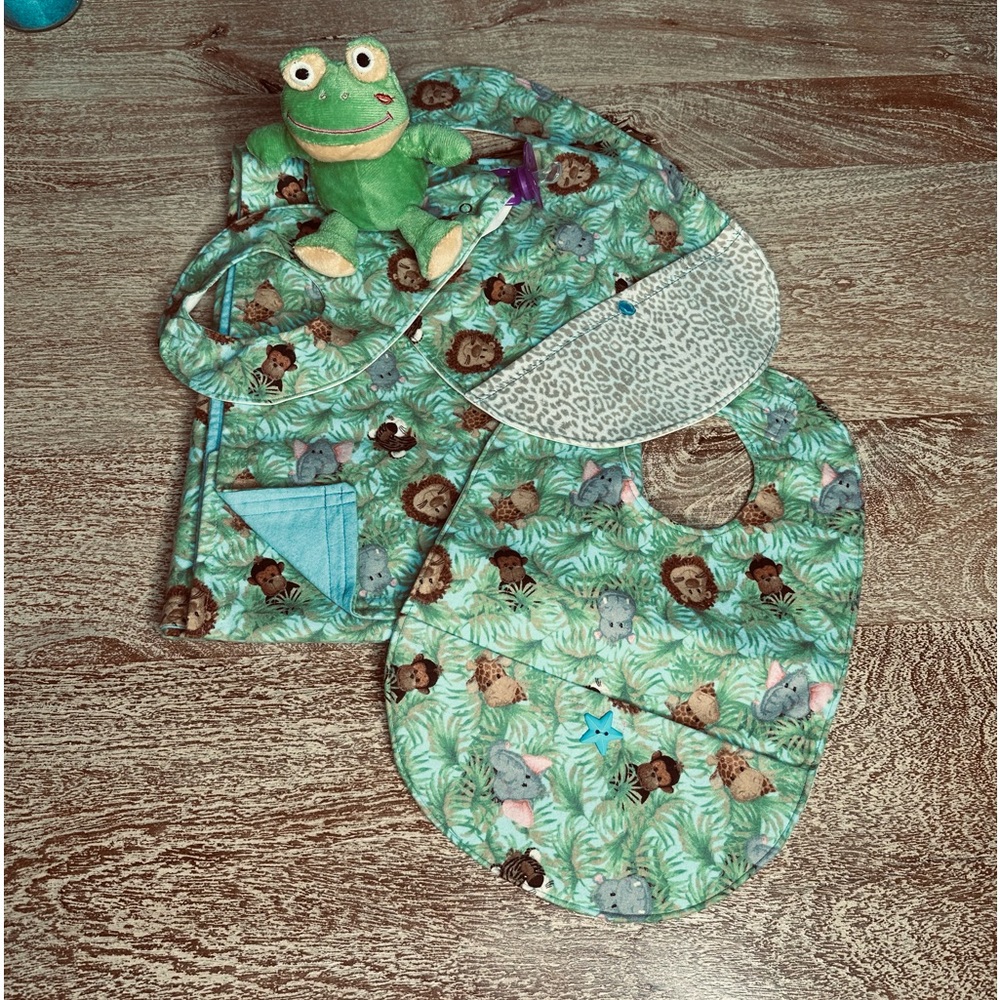 Baby Blanket Bibs Pacifier Bib and Stuffed Toy NEW 5 - Piece Set